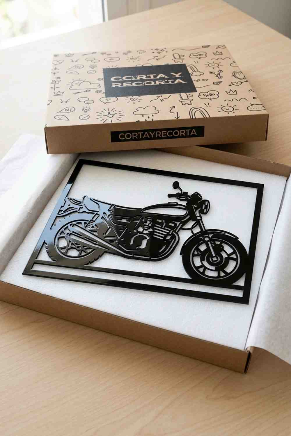 Kawasaki Z1 de 1972 (1) - Cuadro decorativo | Cortayrecorta.es