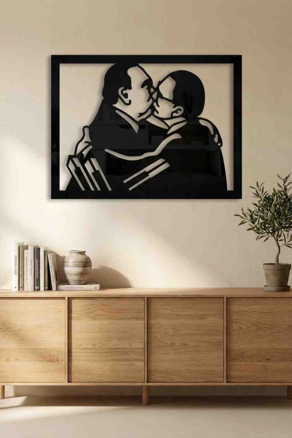 Un Beso Para La Historia - Cuadro decorativo | Cortayrecorta.es