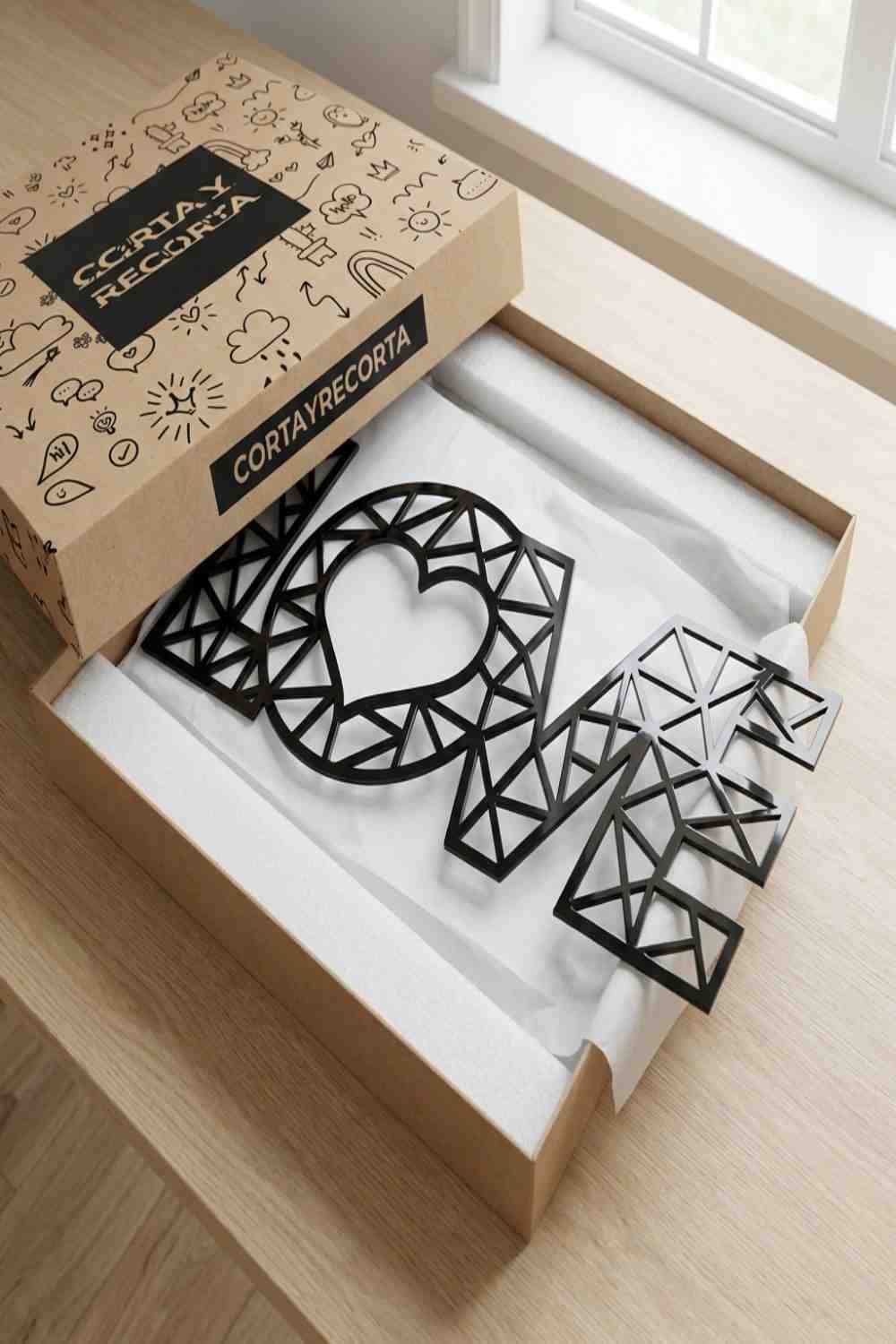 Love - Cuadro decorativo | Cortayrecorta.es