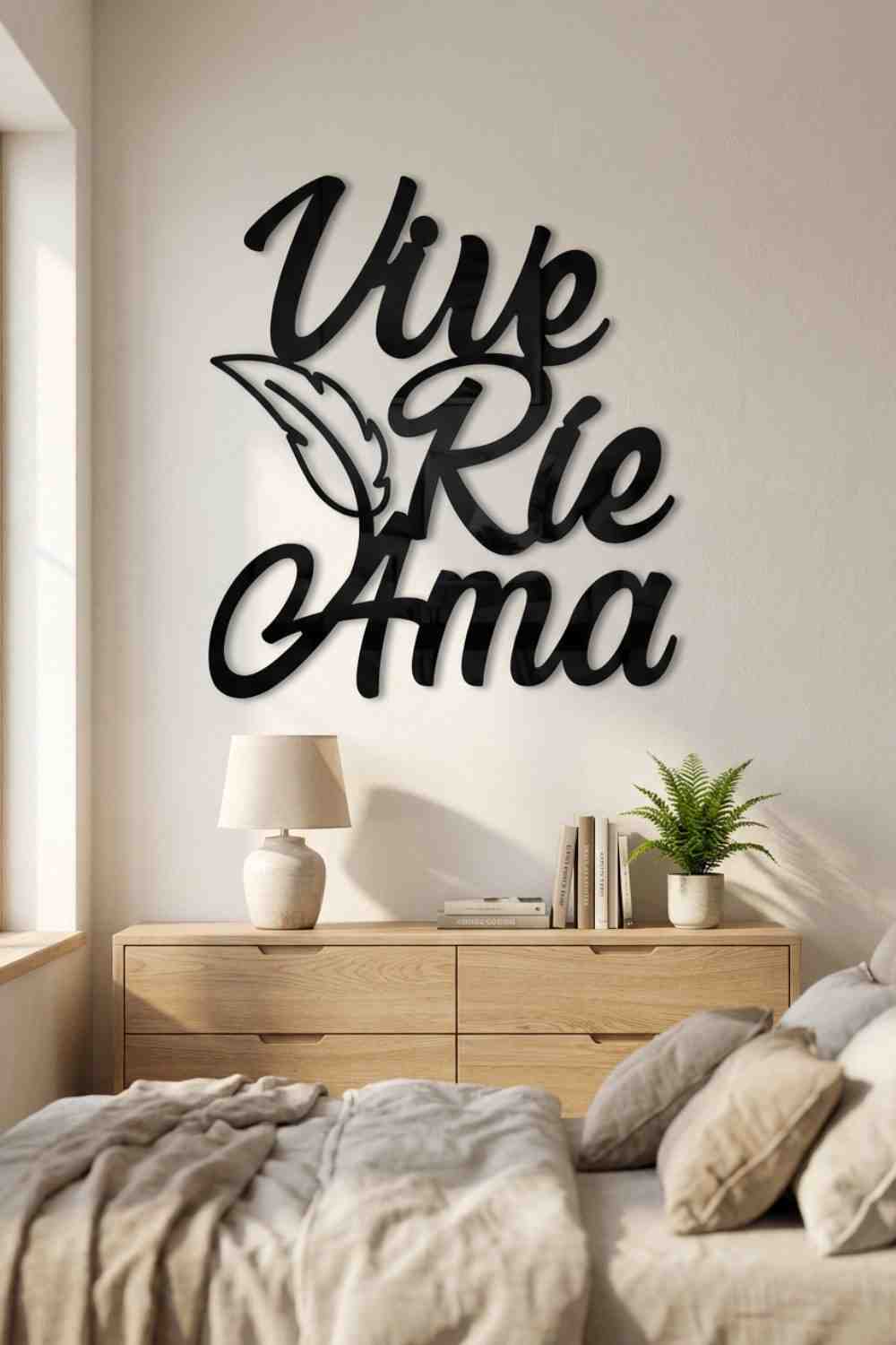 Vive Ríe Ama - Cuadro decorativo | Cortayrecorta.es