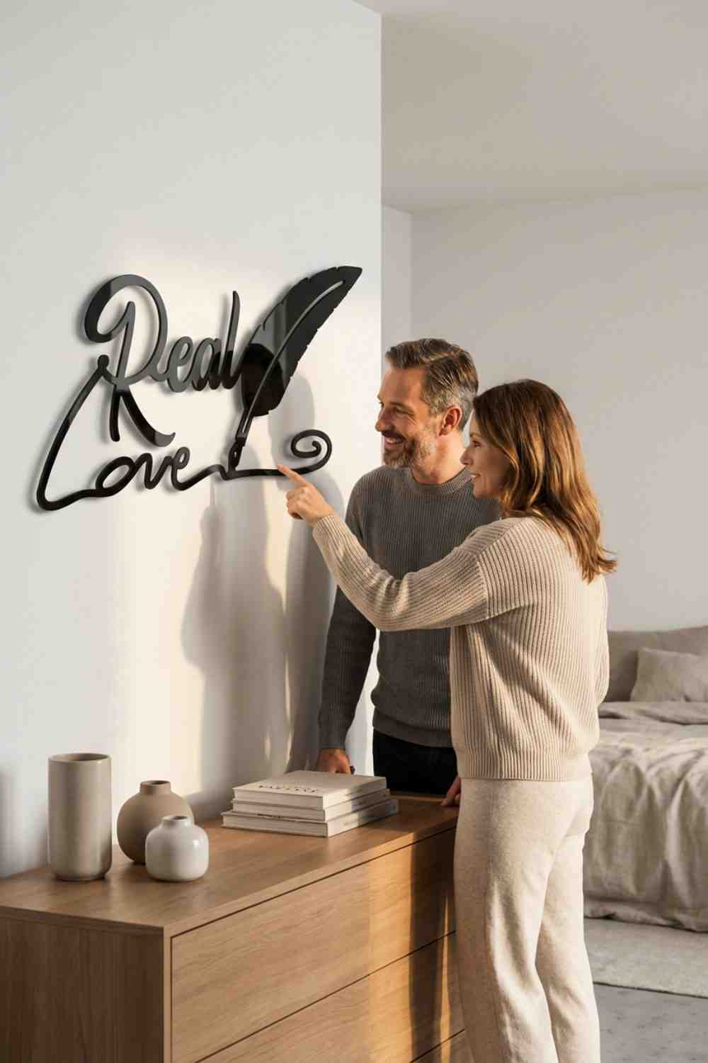 Real Love - Cuadro decorativo | Cortayrecorta.es