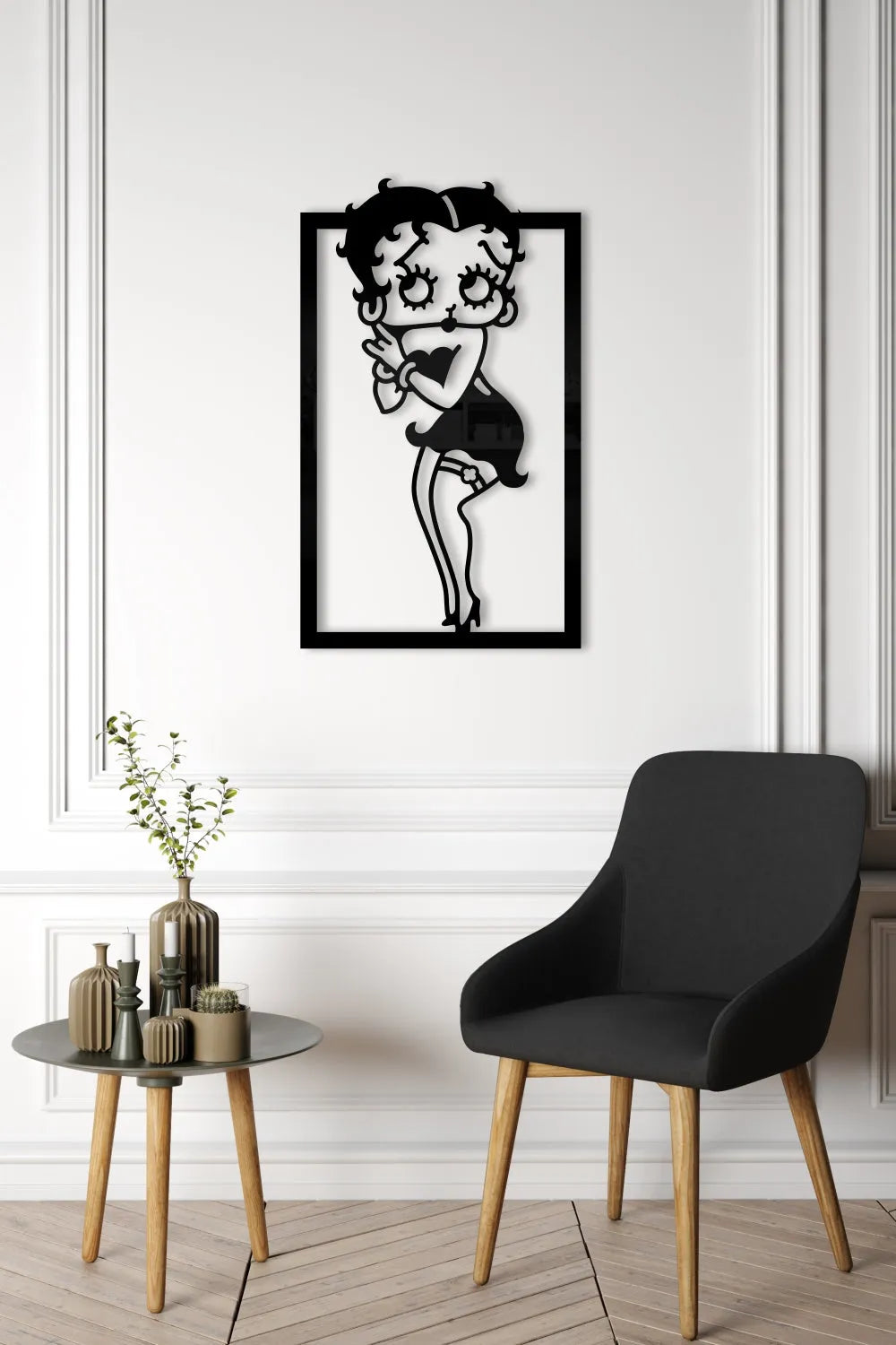 Betty Boop con las manos juntas