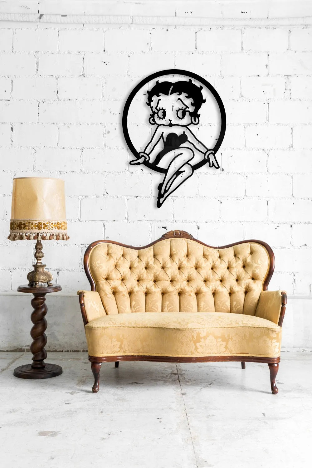 Betty Boop sentada