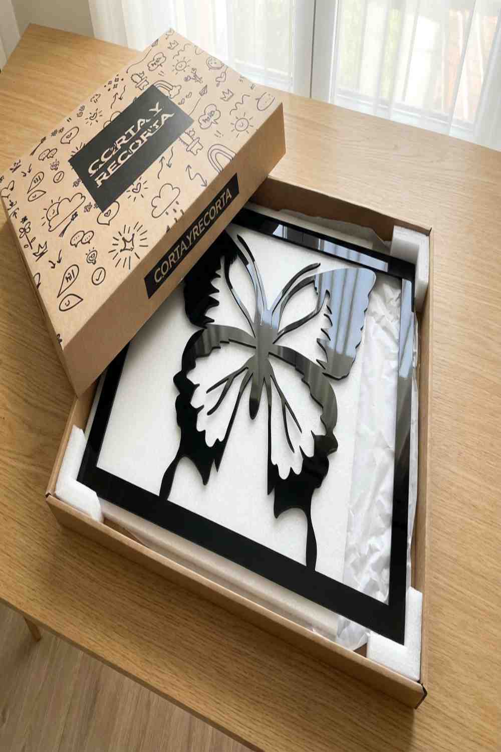 Mariposa - Cuadro decorativo | Cortayrecorta.es