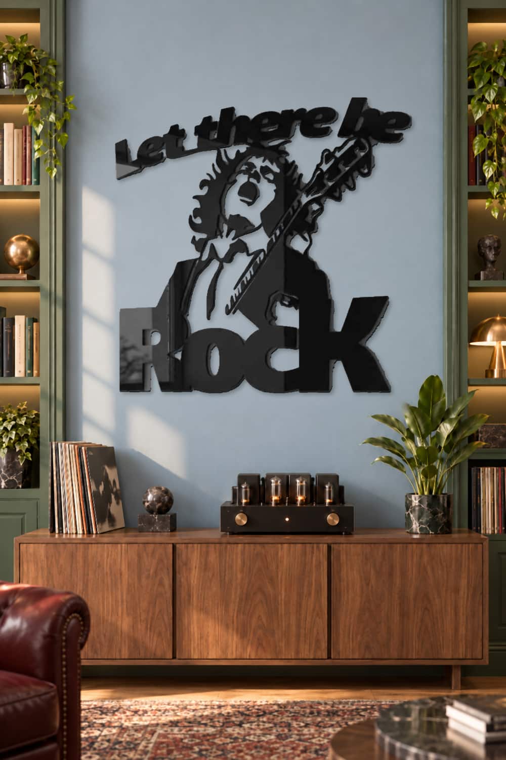 Angus Young AC/DC de aluminio negro brillante sobre pared azul clara con vinilos y amplificador