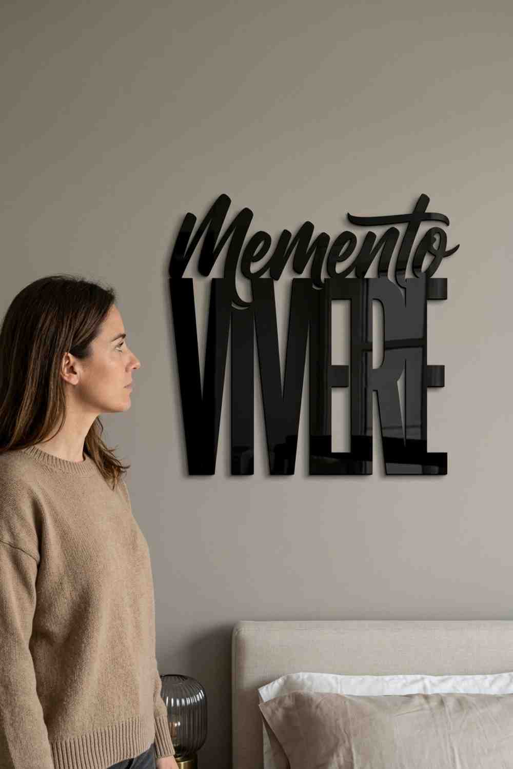 MEMENTO VIVERE