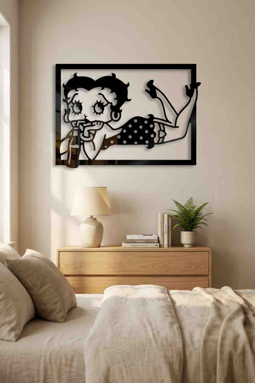 Betty Boop tomando refresco