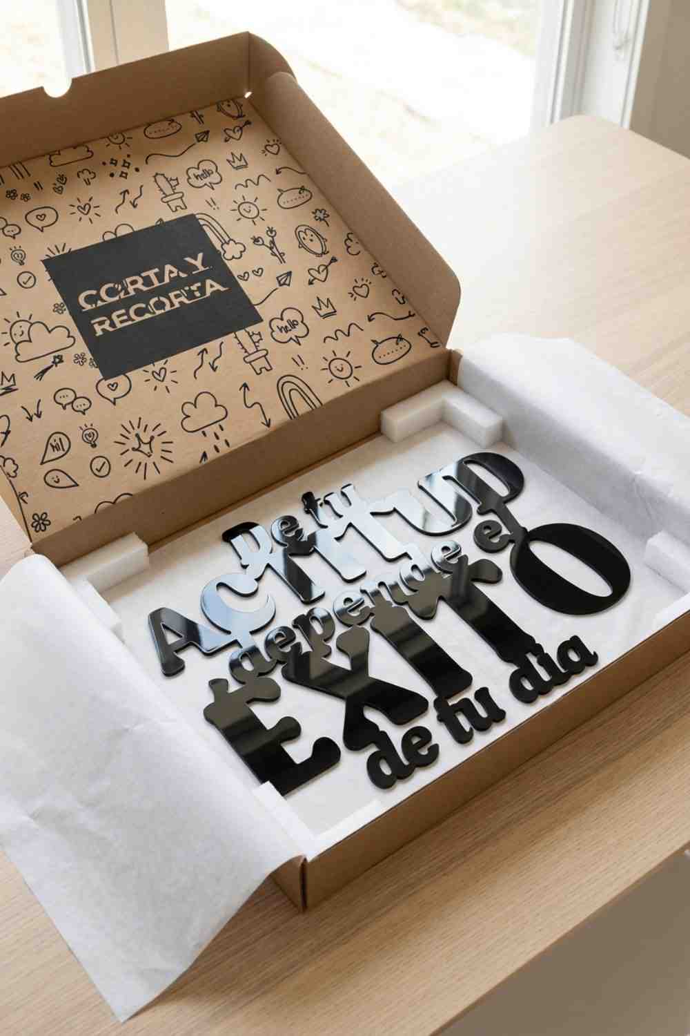 De tu actitud depende el éxito de tu día - Cuadro decorativo | Cortayrecorta.es