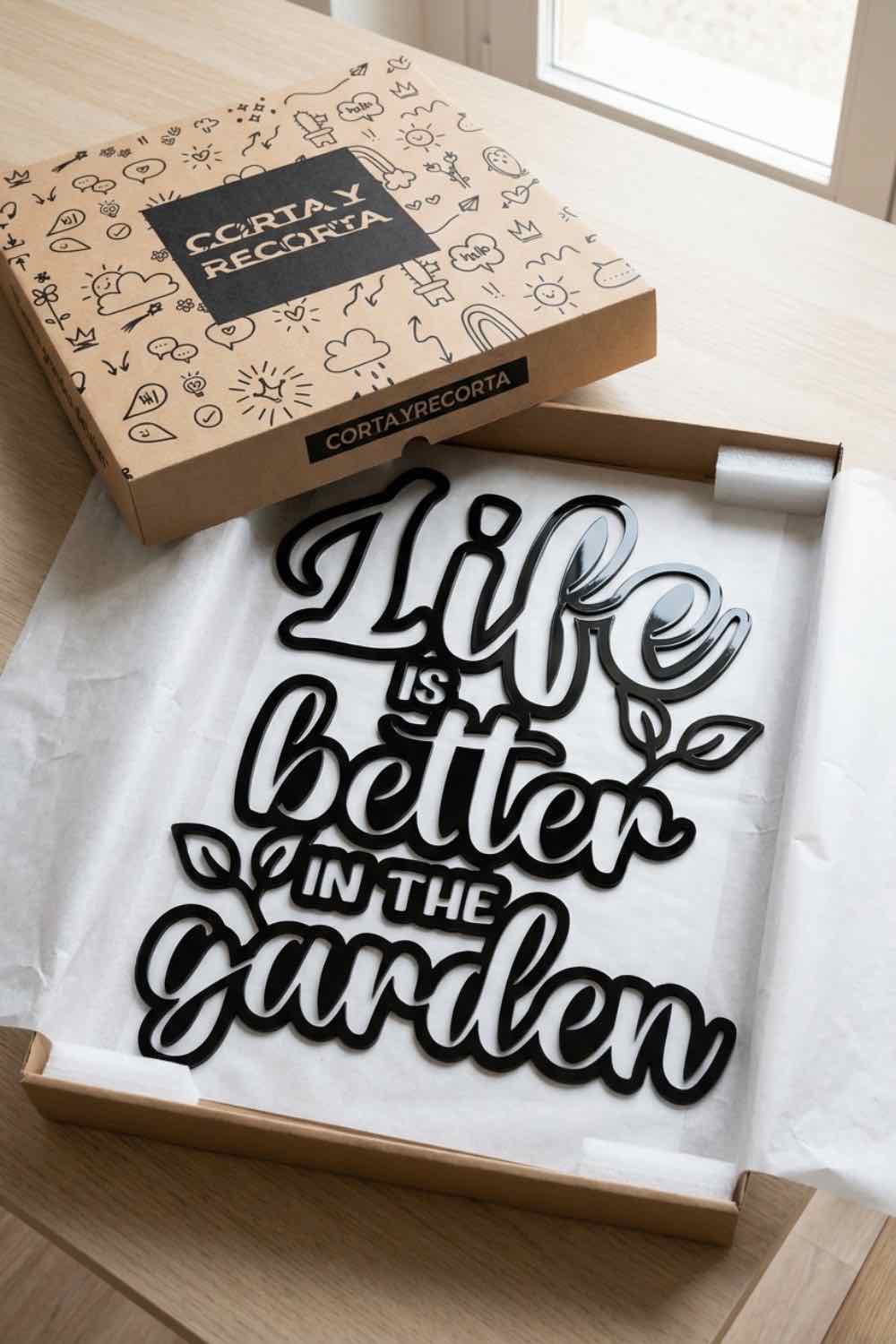 Life Is Better In The Garden - Cuadro decorativo | Cortayrecorta.es