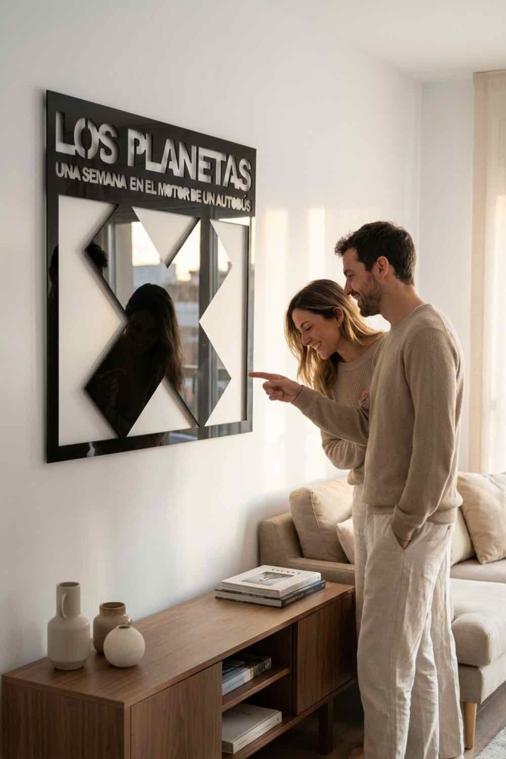 Los planetas-Una semana en el motor de un autobús - Cuadro decorativo | Cortayrecorta.es