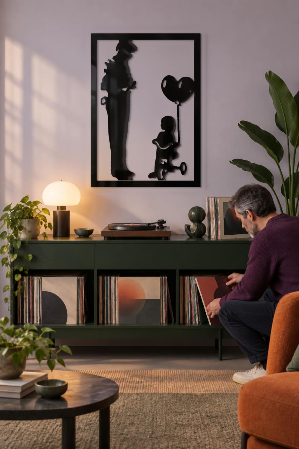 Banksy Policia en sala de música con tocadiscos y colección de vinilos