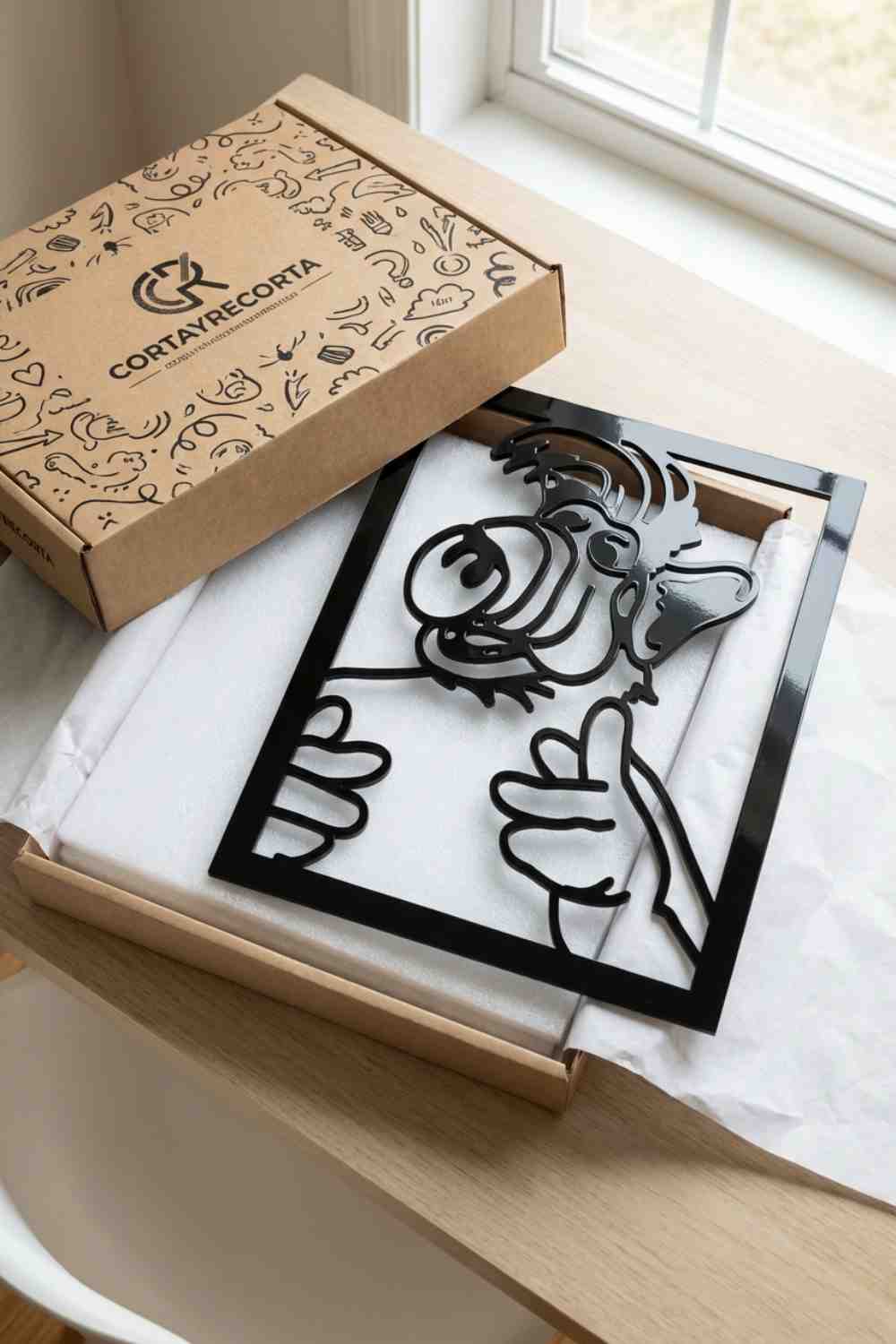 Alf, Le Gustan Los Gatos. - Cuadro decorativo | Cortayrecorta.es