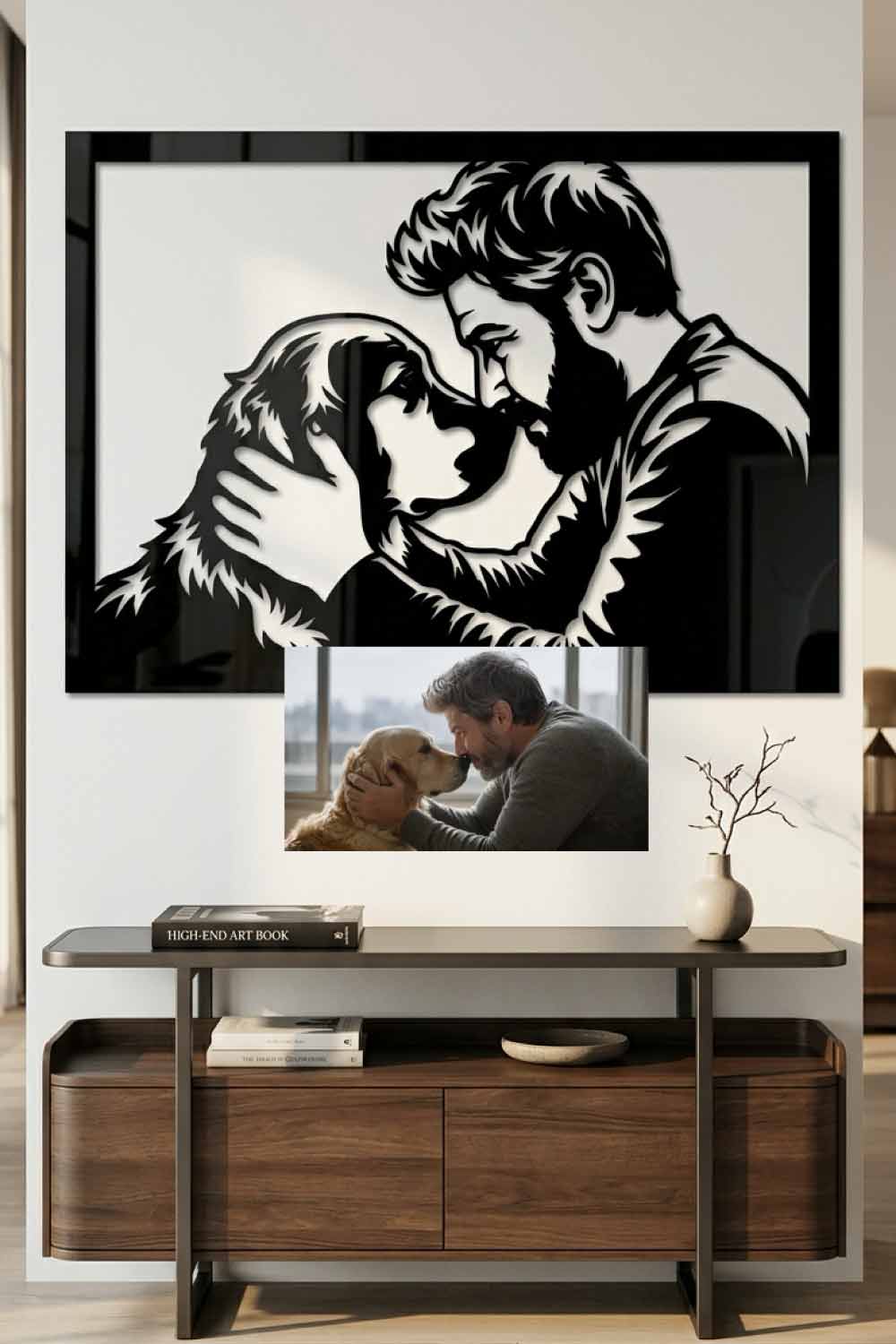 Cuadro de un hombre frente a frente con su perro junto a la foto original