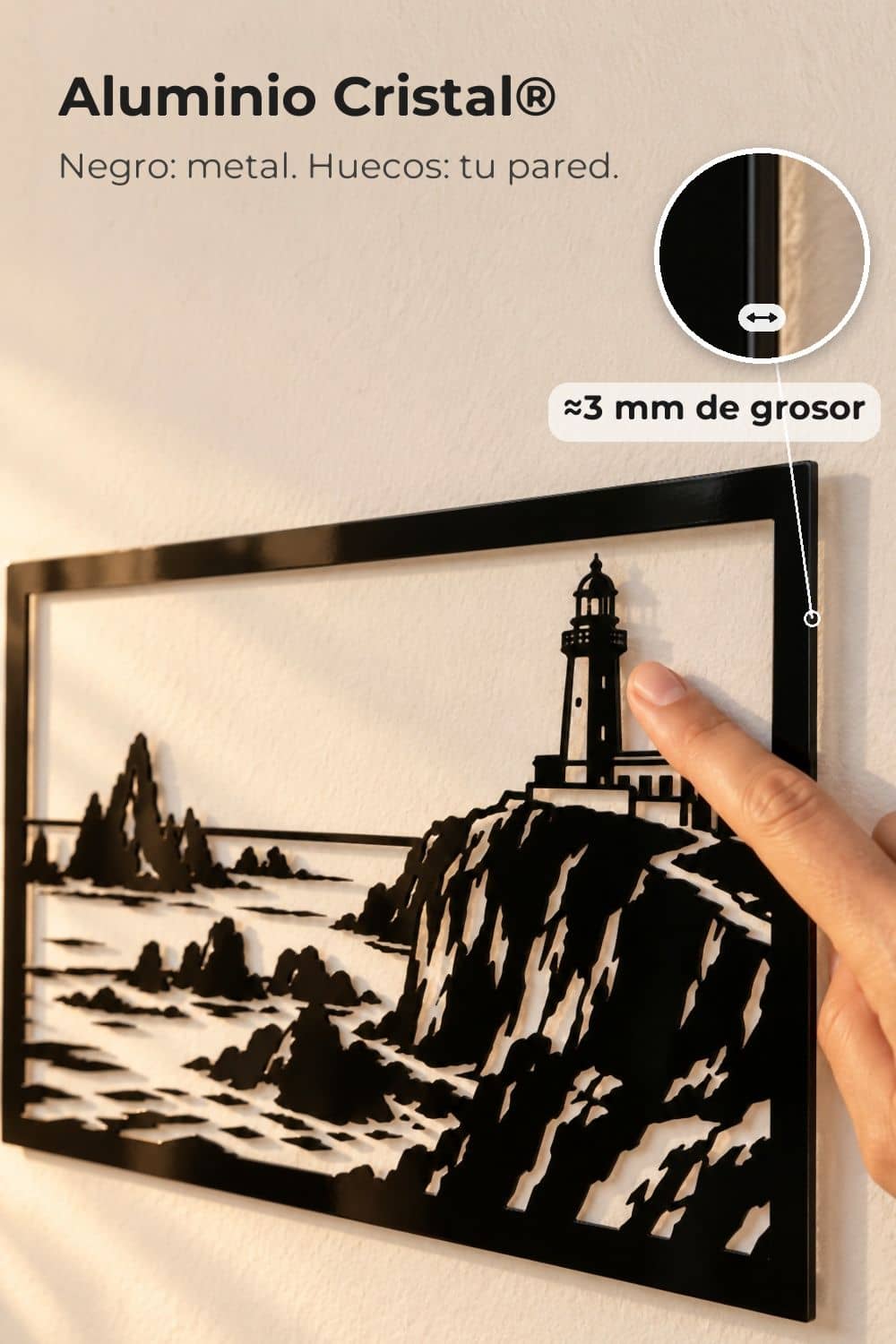 Detalle del canto de un cuadro del faro de Cabo de Gata de Aluminio Cristal®, de unos 3 mm de grosor